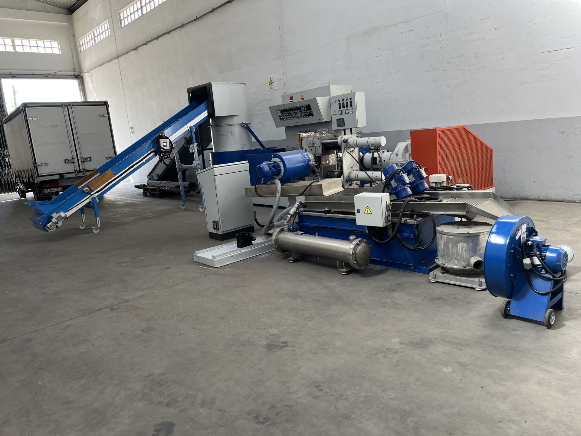 Galeria Extrusion Line Erema 120 - Foto 2